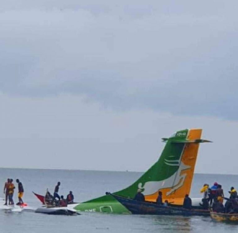 درباره این مقاله بیشتر بخوانید سقوط هواپیمای مسافربری در تانزانیا