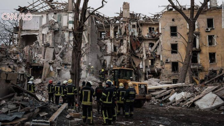 درباره این مقاله بیشتر بخوانید 🔻 آخرین آمار زلزله ترکیه و سوریه:جانباختگان ۲۴۵۲،زخمے ها بیش از ۱۲هزار نفر