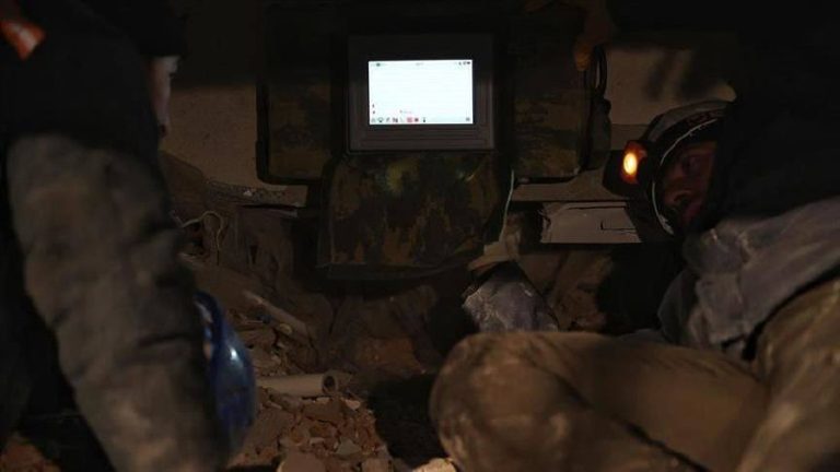 درباره این مقاله بیشتر بخوانید سامانه حسگر «DAR» چگونه در نجات زلزله‌زدگان ترکیه از زیر آوارها کمک می‌کند؟