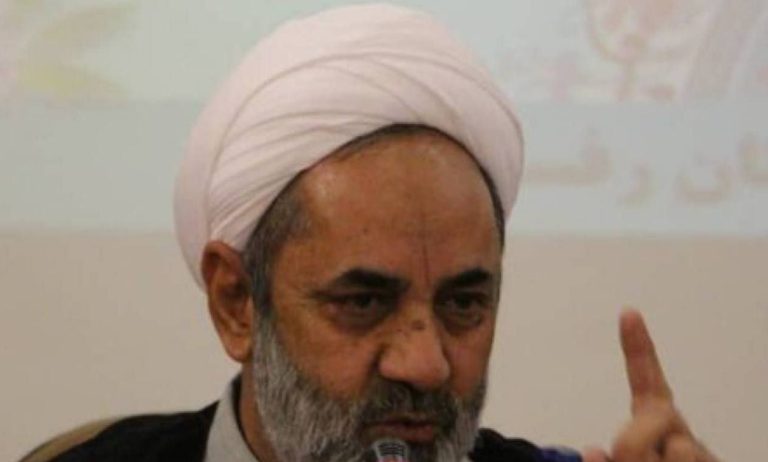 درباره این مقاله بیشتر بخوانید 📢 تهدید امام جمعه رفسنجان؛ اگر مسئولان درباره بی‌حجابی اقدام نکنند ما اقدام می‌کنیم/ اماکن تاریخی را هم پلمب می‌کنیم