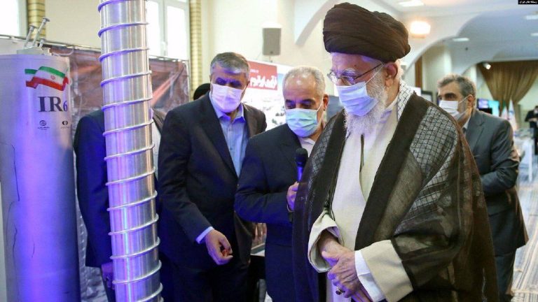 درباره این مقاله بیشتر بخوانید 🔻ادامه روند افزایش قیمت‌ها و تورم؛ علی خامنه‌ای: صنعت هسته‌ای برای ارتقای وضع زندگی مردم است