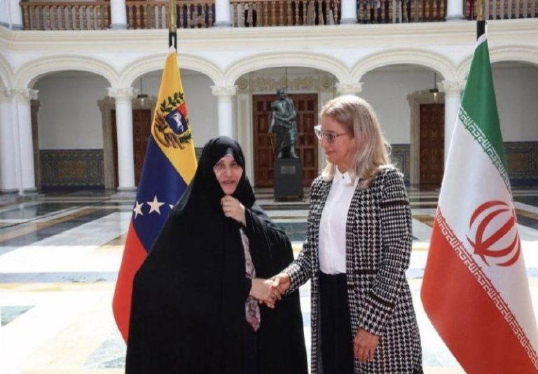 درباره این مقاله بیشتر بخوانید 🔵دیدار جمیله علم‌الهدی، همسر رئیسی با همسر مادورو