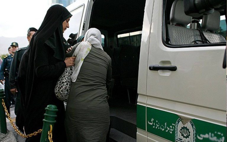 درباره این مقاله بیشتر بخوانید 📢 نزدیک به دو دهه ارشادِ ون‌محور نتیجه‌اش را در پاییز ۱۴۰۱ نشان داد