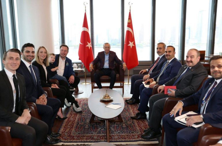 درباره این مقاله بیشتر بخوانید ایلان ماسک در نیویورک با اردوغان رئیس جمهور ترکیه دیدار کرد