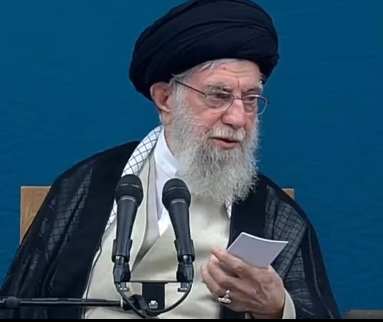 درباره این مقاله بیشتر بخوانید علی خامنه‌ای: ما وقت کمی داریم، پول کمی هم داریم. ببینیم اولویت‌ها چیه (۶ شهریور ۱۴۰۳)