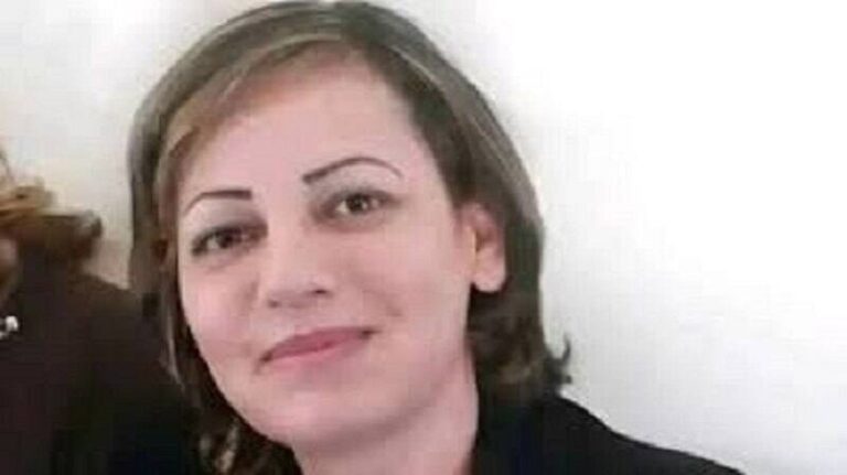 درباره این مقاله بیشتر بخوانید زن بی‌حجاب در دولت اسلامگرای سوریه استاندار شد