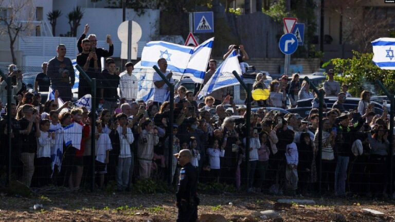 درباره این مقاله بیشتر بخوانید اسرائیل: ساکنان شمال غزه تا آزادی آربل یهود اجازه بازگشت ندارند