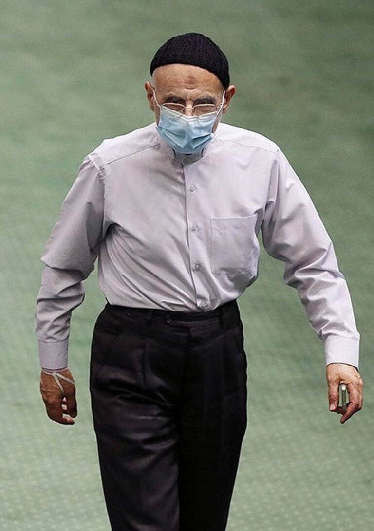 درباره این مقاله بیشتر بخوانید میرسلیم: اصلا حصری وجود ندارد که برداشته شود ؟!