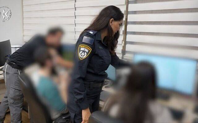 درباره این مقاله بیشتر بخوانید بازداشت دو نیروی ذخیره ارتش اسرائیل به جرم جاسوسی برای جمهوری اسلامی