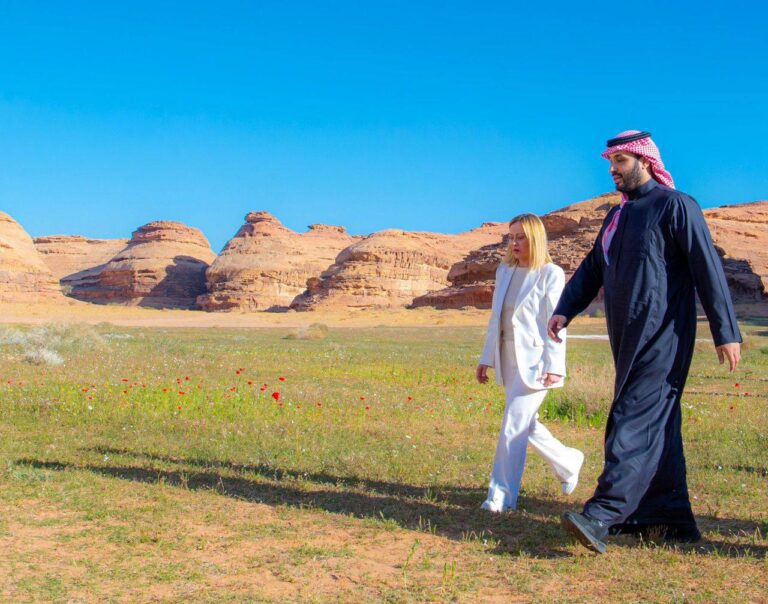 درباره این مقاله بیشتر بخوانید 🔴میلیاردها دلار قرارداد بین ایتالیا و عربستان سعودی