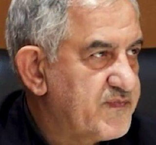 درباره این مقاله بیشتر بخوانید 🟣نصر‌الله جهانگرد، رییس پیشین سازمان فناوری اطلاعات، در نشستی با اشاره به اینکه تمام بیابان‌ها و دریاچه‌های نمک کشور حاوی مواد آلی صنعتی است، گفت: «ما دریاچه نمک را به کمیته امداد داده‌ایم، بیل زیرش می‌زند و نمک آن را برای خوراک می‌فروشد بدون آنکه بداند چه موادی در آن است.»