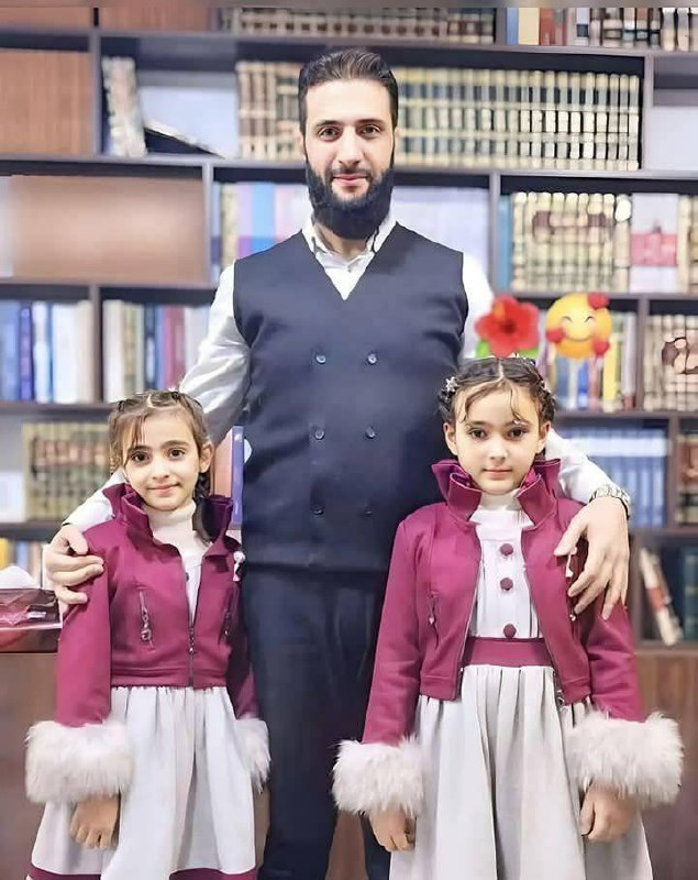 درباره این مقاله بیشتر بخوانید 🔴تصویر احمد الشرع رئیس جمهور سوریه و دخترانش