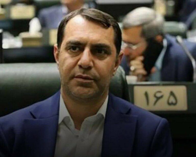 درباره این مقاله بیشتر بخوانید 🔴نماینده مجلس: مجلس تقریبا بی‌‌خاصیت شده است