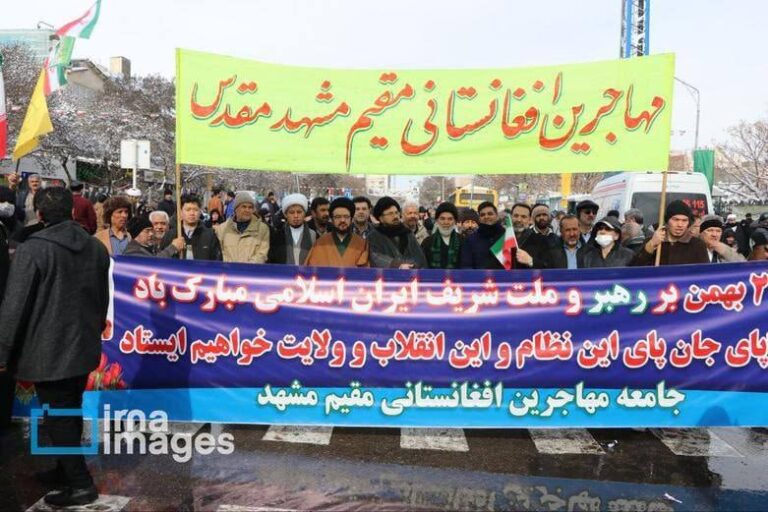 درباره این مقاله بیشتر بخوانید الان چند روزه ترامپ داره به کشورهای عربی پیشنهاد میده که در ازای مبالغ هنگفت و برداشتن تعرفه، به ۲ میلیون فلسطینی ساکن غزه جا و مکان بدن. هیچکدوم زیر بار نمیرن…