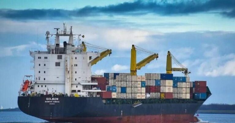 درباره این مقاله بیشتر بخوانید کشتی حامل مواد لازم برای تولید سوخت موشک از چین به بندرعباس رسید