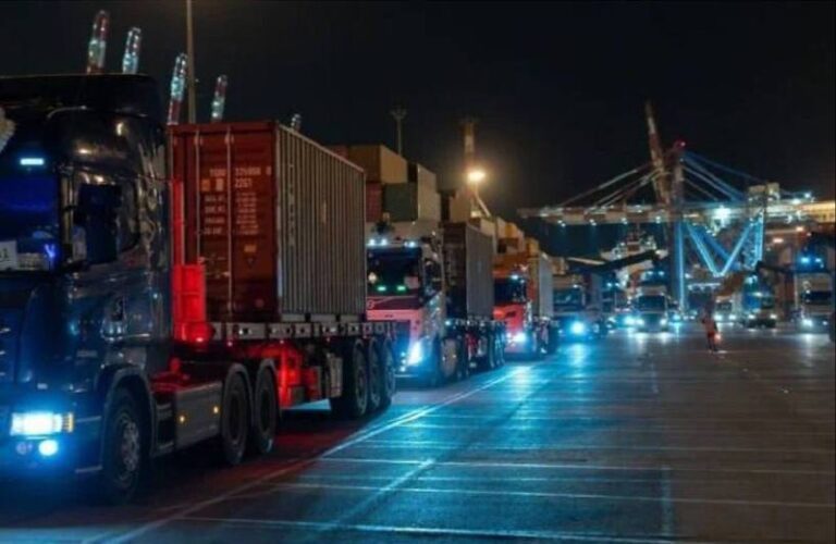 درباره این مقاله بیشتر بخوانید ورود محموله بمب‌های سنگین آمریکایی به اسرائیل