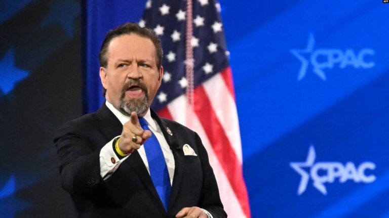 درباره این مقاله بیشتر بخوانید انتقاد مدیر ارشد مقابله با تروریسم شورای امنیت ملی کاخ سفید از سیاست‌های دولت پیشین آمریکا در قبال جمهوری اسلامی