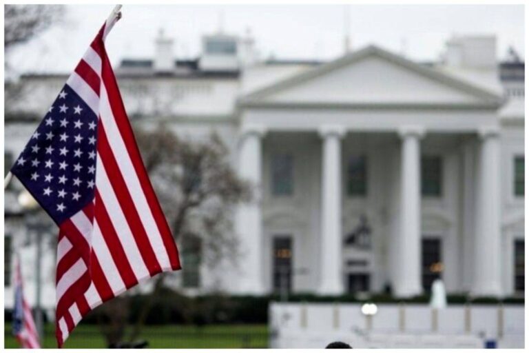 درباره این مقاله بیشتر بخوانید ایالات متحده: تا وقتی که تهران از تروریسم حمایت و اقدامات بی‌ثبات‌کننده انجام دهد، از هر ابزاری علیه‌ش استفاده می‌کنیم