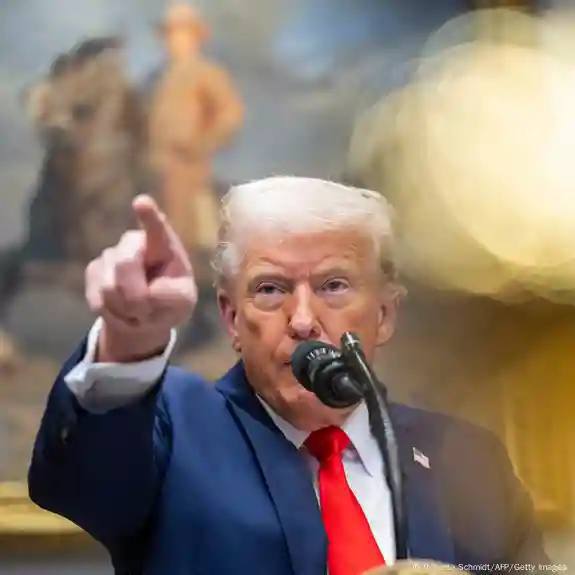 درباره این مقاله بیشتر بخوانید تاکید مجدد کاخ سفید درباره رد مذاکرات هسته‌ای: یا توافق یا جنگ!