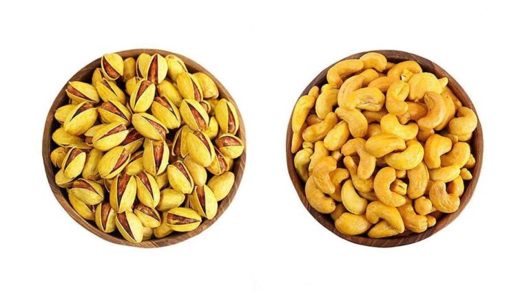 درباره این مقاله بیشتر بخوانید حذف اجباری پسته و آجیل از سفره عید!