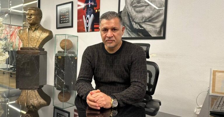 درباره این مقاله بیشتر بخوانید علی دایی: سفره مردم خالی‌تر از همیشه شده و شوق نوروز ندارند