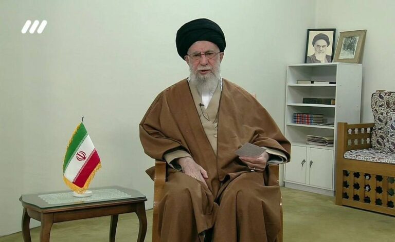 درباره این مقاله بیشتر بخوانید ایران اشغال شده یعنی چی؟