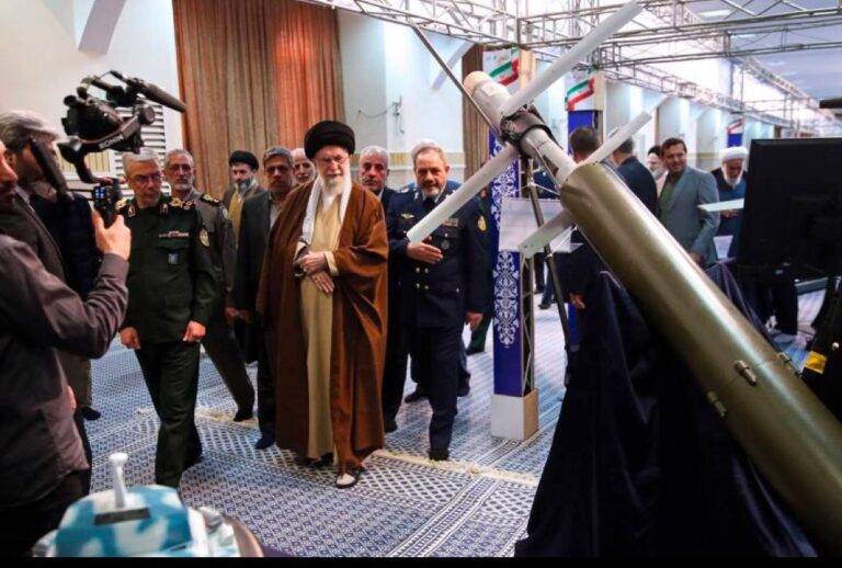 درباره این مقاله بیشتر بخوانید العربی الجدید: جمهوری اسلامی در نامه به ترامپ اعلام کرد درباره برنامه دفاعی و موشکی اصلاً مذاکره نمی‌کنیم