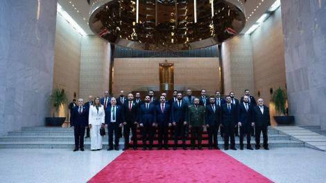 درباره این مقاله بیشتر بخوانید معرفی کابینه جدید سوریه با حضور زنان و اقلیت‌ها توسط احمد الشرع