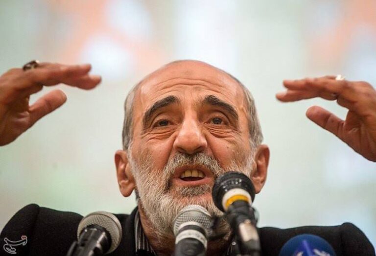 درباره این مقاله بیشتر بخوانید تلاش بی‌وقفه‌حسین شریعتمداری در راستای آغاز جنگ: از هم اکنون می‌توان پیش‌بینی کرد که بی‌نتیجه تمام خواهد شد /از تل‌آویو و حیفا تا ناوهای امریکایی در تیررس هستند