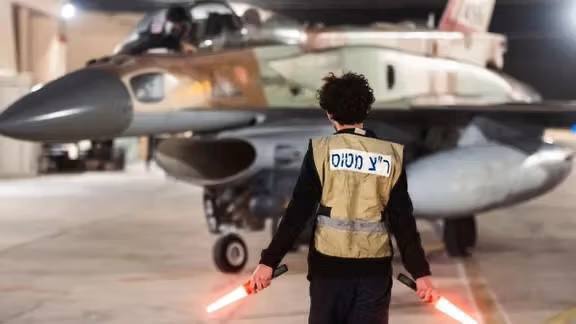 درباره این مقاله بیشتر بخوانید روزنامه هاآرتص: اسرائیل همچنان گزینه‌های حمله محدود به ایران را بررسی می‌کند