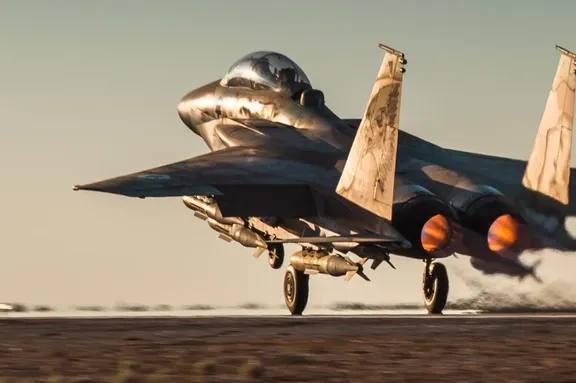 درباره این مقاله بیشتر بخوانید مقامات اسرائیلی: اسرائیل در پاسخ به تحرکات اخیر حوثی‌ها، در حال بررسی اهدافی برای حمله به ایران است