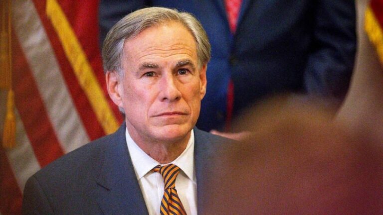 درباره این مقاله بیشتر بخوانید تگزاس مالکیت زمین برای اتباع ایران، چین، روسیه و کره شمالی را ممنوع می‌کند