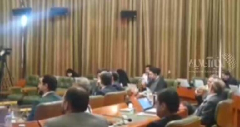 درباره این مقاله بیشتر بخوانید قیمت هرکیلو برنج به ۲۰۰ هزارتومان (بیش از ۲۰۰ هزار تومان) رسید