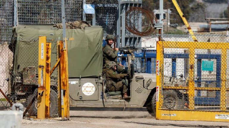 درباره این مقاله بیشتر بخوانید موفقیت عملیات مخفیانه اسرائیل؛ بازگرداندن بقایای سرباز گمشده پس از ۴۳ سال