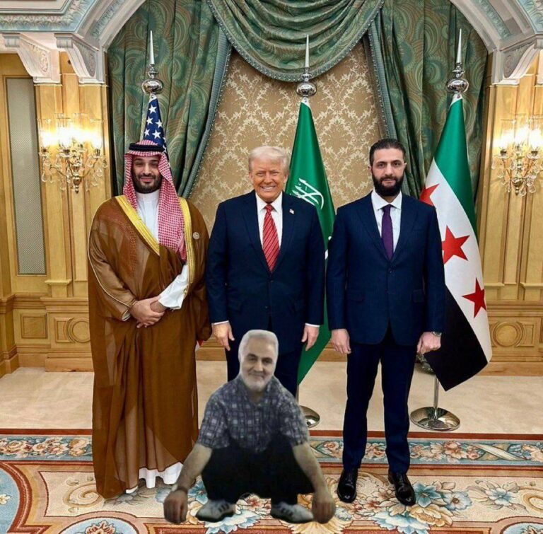 درباره این مقاله بیشتر بخوانید حکومت احمق ها