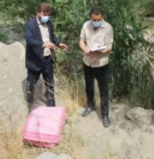 درباره این مقاله بیشتر بخوانید کشف پیکر مثله‌شده زن جوان در چمدانی کنار جاده هراز لاریجان!