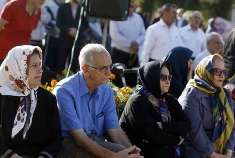 درباره این مقاله بیشتر بخوانید چرا پرداخت معوقات هشت‌ماهه بازنشستگان قسطی شد؟!