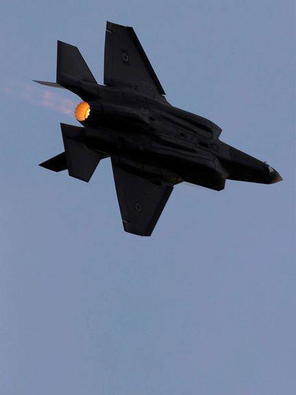 درباره این مقاله بیشتر بخوانید مقامات اسرائیلی: حمله به تأسیسات هسته‌ای ایران ضروری است