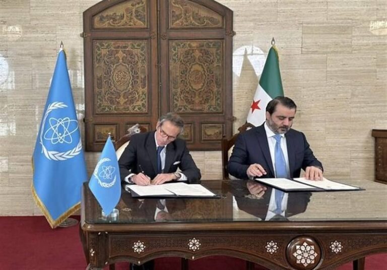درباره این مقاله بیشتر بخوانید موافقت دولت جدید سوریه با بازرسی آژانس از سایت‌های هسته‌ای مشکوک