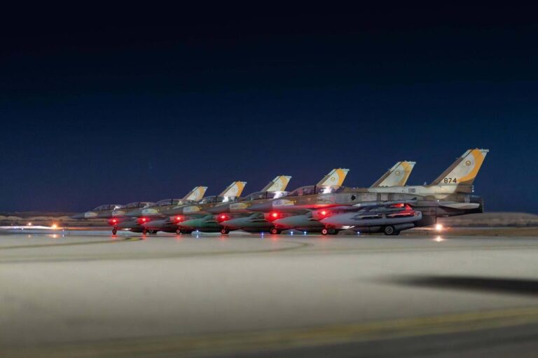 درباره این مقاله بیشتر بخوانید 🔴 ارتش اسرائیل: حمله ما تنها یک عملیات نظامی نبود، یک اعلان جنگ گسترده و طولانی به جمهوری اسلامی بود.