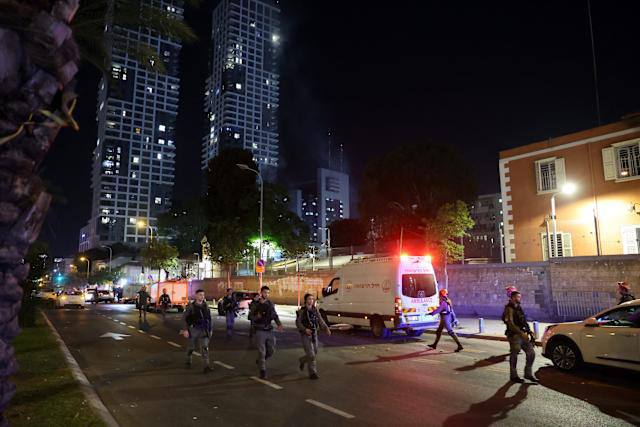 درباره این مقاله بیشتر بخوانید پایان حمله بی فایده موشکی جمهوری اسلامی  با بیش از ۳۰۰ موشک