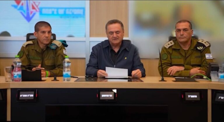 درباره این مقاله بیشتر بخوانید هشدار تند اسرائیل به خامنه‌ای خائن: سرنوشت صدام در انتظار دیکتاتور تهران