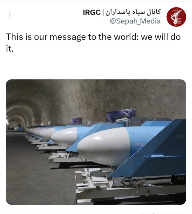 درباره این مقاله بیشتر بخوانید پیام ایران به آمریکا، برای حفظ آبرو چند موشک به پایگاه خالی میزنیم!!