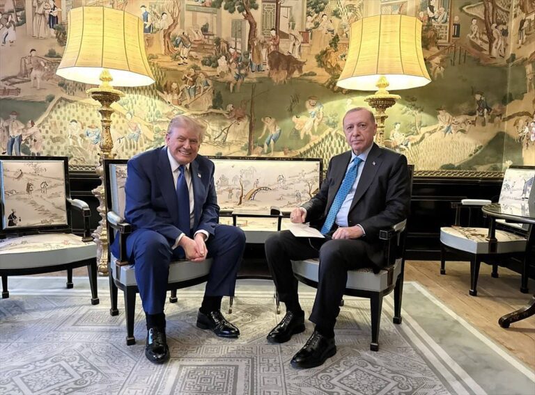 درباره این مقاله بیشتر بخوانید ترامپ: