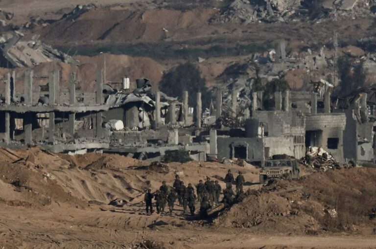 درباره این مقاله بیشتر بخوانید مذاکرات غیرمستقیم آتش‌بس میان حماس و اسرائیل در دوحه بدون نتیجه پایان یافت»