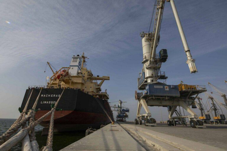 درباره این مقاله بیشتر بخوانید 🔴افت تجارت خارجی ایران در بهار 1404