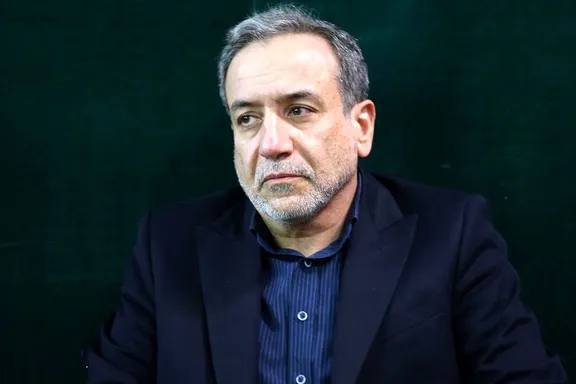 درباره این مقاله بیشتر بخوانید واکنش تند وزارت خارجه اسرائیل به سخنان عباس عراقچی درباره اسرائیل: «به غلط کردن افتاده‌اند»