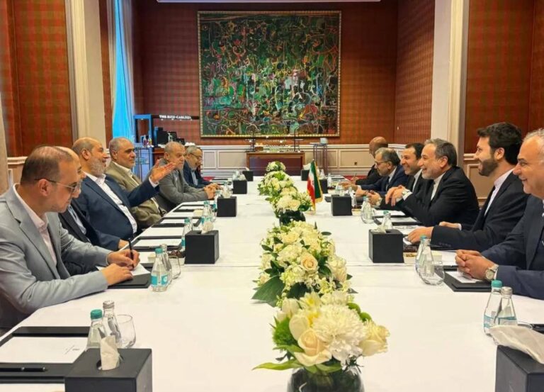 درباره این مقاله بیشتر بخوانید واکنش وزارت خارجه اسرائیل همزمان با هدف قرار گرفتن رهبران حماس در دوحه: «آخرین تصویر؟»