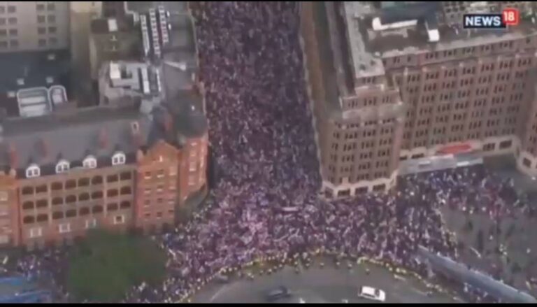 درباره این مقاله بیشتر بخوانید پاره کردن پرچم فلسطین در تظاهرات بزرگ ملی گرایان و راستگرایان در لندن