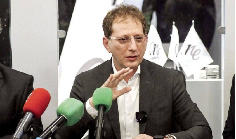 درباره این مقاله بیشتر بخوانید 🔴 بابک زنجانی پلتفرم تلویزیون هم خرید!